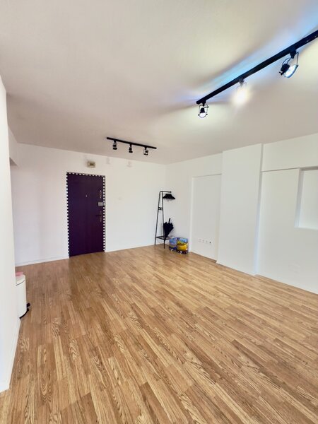 Piata Unirii, Sitraco, vizavi Hotel Horoscop, 2 camere, utilitati incluse